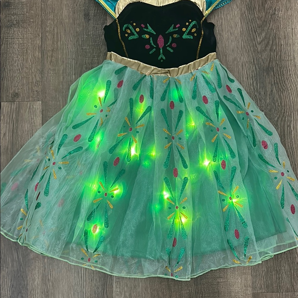 Kids Frozen Anna Green and Gold Light-Up Costume Dress - Picture 7 of 11